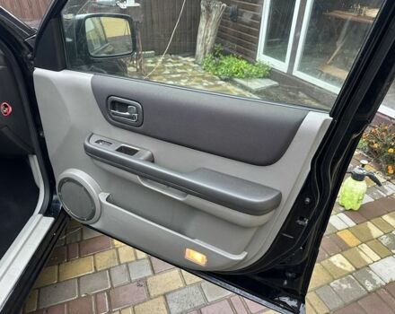 Черный Ниссан ИксТрейл, объемом двигателя 2.2 л и пробегом 168 тыс. км за 6699 $, фото 12 на Automoto.ua