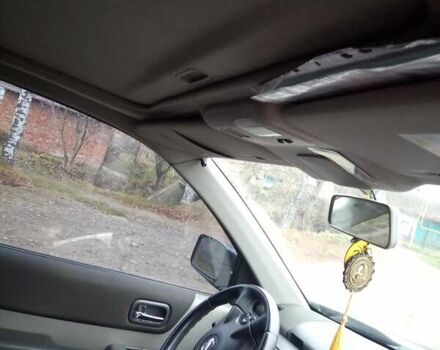 Черный Ниссан ИксТрейл, объемом двигателя 2.5 л и пробегом 202 тыс. км за 6700 $, фото 10 на Automoto.ua