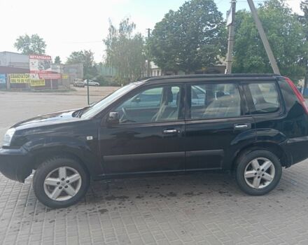 Чорний Ніссан ІксТрейл, об'ємом двигуна 2.2 л та пробігом 218 тис. км за 3500 $, фото 5 на Automoto.ua