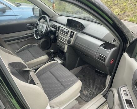 Черный Ниссан ИксТрейл, объемом двигателя 2.2 л и пробегом 3 тыс. км за 2200 $, фото 5 на Automoto.ua