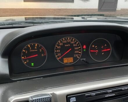 Черный Ниссан ИксТрейл, объемом двигателя 2.2 л и пробегом 226 тыс. км за 3650 $, фото 13 на Automoto.ua