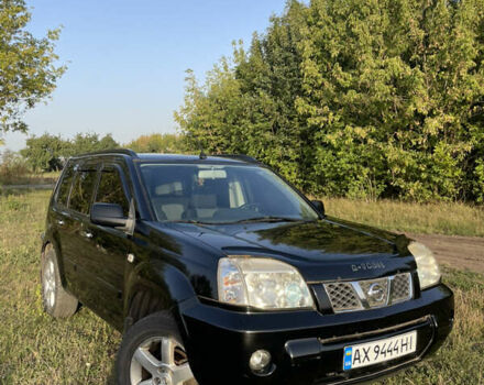 Чорний Ніссан ІксТрейл, об'ємом двигуна 2.2 л та пробігом 245 тис. км за 7500 $, фото 1 на Automoto.ua