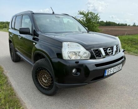 Черный Ниссан ИксТрейл, объемом двигателя 2.2 л и пробегом 245 тыс. км за 2550 $, фото 1 на Automoto.ua