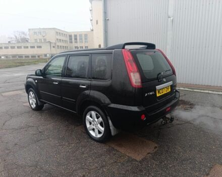 Чорний Ніссан ІксТрейл, об'ємом двигуна 2 л та пробігом 123 тис. км за 3100 $, фото 2 на Automoto.ua