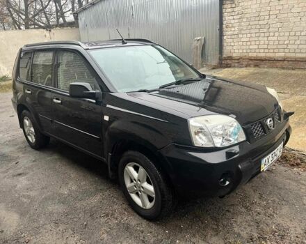Черный Ниссан ИксТрейл, объемом двигателя 2 л и пробегом 150 тыс. км за 7700 $, фото 2 на Automoto.ua