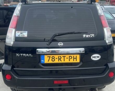 Черный Ниссан ИксТрейл, объемом двигателя 2.2 л и пробегом 260 тыс. км за 4254 $, фото 1 на Automoto.ua