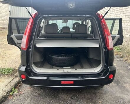 Черный Ниссан ИксТрейл, объемом двигателя 2 л и пробегом 150 тыс. км за 7700 $, фото 7 на Automoto.ua