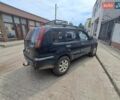Черный Ниссан ИксТрейл, объемом двигателя 2.2 л и пробегом 340 тыс. км за 5000 $, фото 4 на Automoto.ua