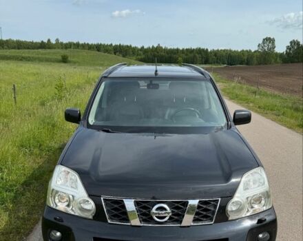 Черный Ниссан ИксТрейл, объемом двигателя 2.2 л и пробегом 245 тыс. км за 2550 $, фото 5 на Automoto.ua