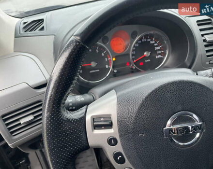 Черный Ниссан ИксТрейл, объемом двигателя 2 л и пробегом 210 тыс. км за 8750 $, фото 50 на Automoto.ua