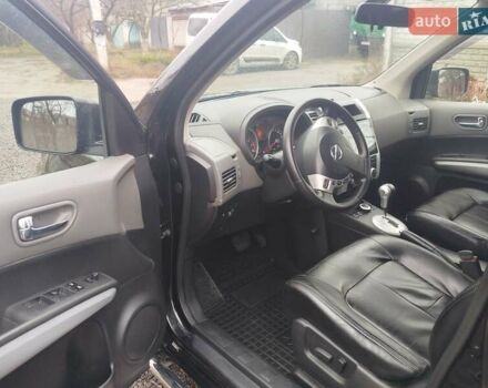 Черный Ниссан ИксТрейл, объемом двигателя 2.5 л и пробегом 197 тыс. км за 8500 $, фото 15 на Automoto.ua