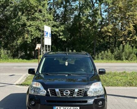 Чорний Ніссан ІксТрейл, об'ємом двигуна 2 л та пробігом 230 тис. км за 8150 $, фото 1 на Automoto.ua