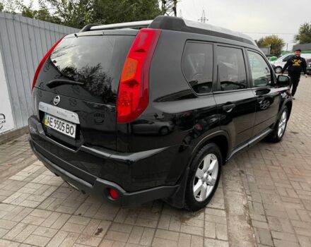Чорний Ніссан ІксТрейл, об'ємом двигуна 2 л та пробігом 219 тис. км за 5800 $, фото 2 на Automoto.ua