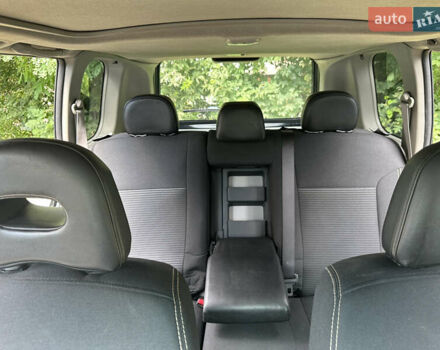 Чорний Ніссан ІксТрейл, об'ємом двигуна 2.49 л та пробігом 256 тис. км за 7000 $, фото 13 на Automoto.ua