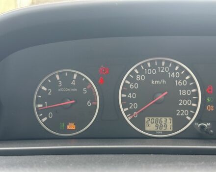 Черный Ниссан ИксТрейл, объемом двигателя 2.2 л и пробегом 208 тыс. км за 3799 $, фото 7 на Automoto.ua