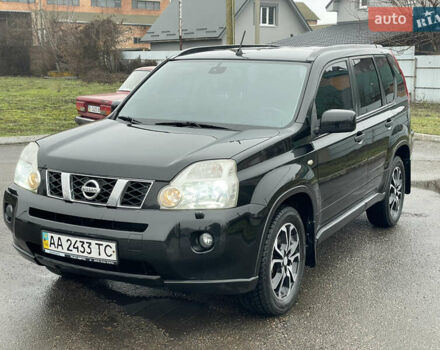 Черный Ниссан ИксТрейл, объемом двигателя 2 л и пробегом 210 тыс. км за 8750 $, фото 16 на Automoto.ua