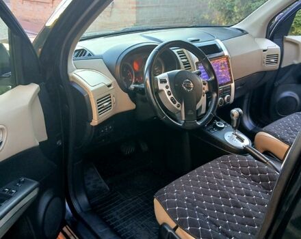 Чорний Ніссан ІксТрейл, об'ємом двигуна 2 л та пробігом 330 тис. км за 9300 $, фото 3 на Automoto.ua