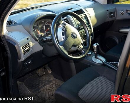 Черный Ниссан ИксТрейл, объемом двигателя 2 л и пробегом 175 тыс. км за 9800 $, фото 7 на Automoto.ua