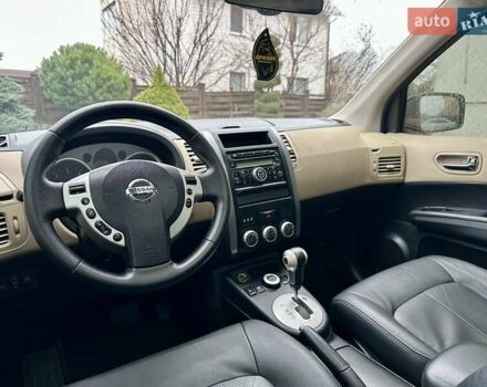 Черный Ниссан ИксТрейл, объемом двигателя 2 л и пробегом 264 тыс. км за 11250 $, фото 47 на Automoto.ua