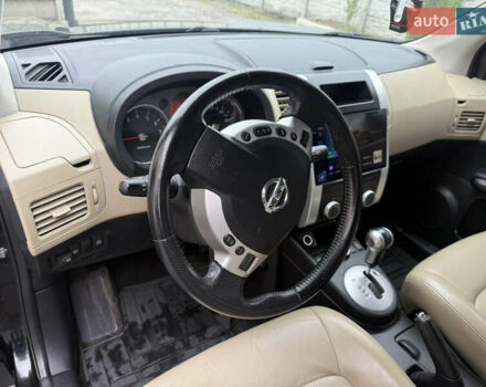 Черный Ниссан ИксТрейл, объемом двигателя 2.49 л и пробегом 169 тыс. км за 8750 $, фото 14 на Automoto.ua