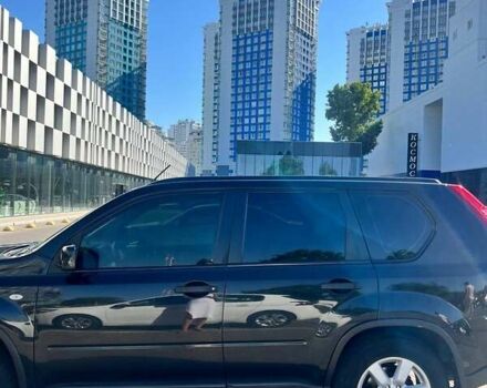 Черный Ниссан ИксТрейл, объемом двигателя 2 л и пробегом 190 тыс. км за 8700 $, фото 4 на Automoto.ua