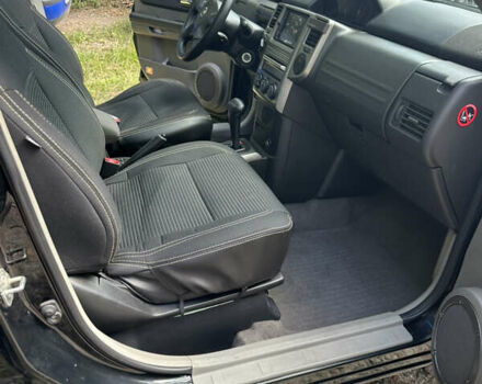 Чорний Ніссан ІксТрейл, об'ємом двигуна 2.49 л та пробігом 256 тис. км за 7000 $, фото 6 на Automoto.ua