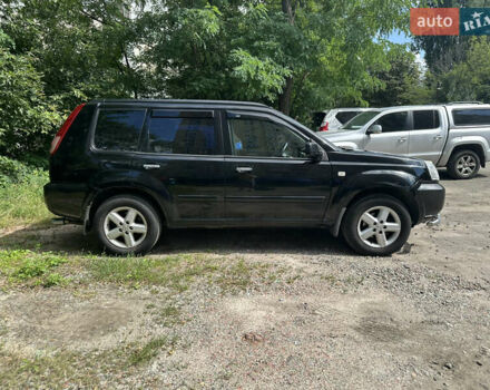 Чорний Ніссан ІксТрейл, об'ємом двигуна 2.49 л та пробігом 256 тис. км за 7000 $, фото 4 на Automoto.ua