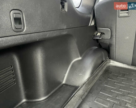 Черный Ниссан ИксТрейл, объемом двигателя 2 л и пробегом 210 тыс. км за 8750 $, фото 41 на Automoto.ua