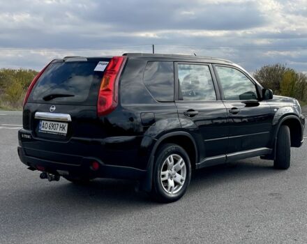 Черный Ниссан ИксТрейл, объемом двигателя 2 л и пробегом 326 тыс. км за 8500 $, фото 2 на Automoto.ua