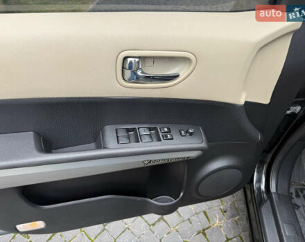 Черный Ниссан ИксТрейл, объемом двигателя 2.49 л и пробегом 169 тыс. км за 8750 $, фото 13 на Automoto.ua