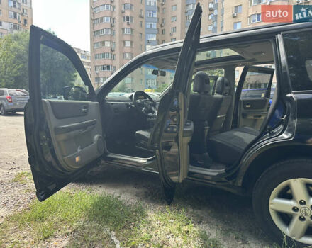 Чорний Ніссан ІксТрейл, об'ємом двигуна 2.49 л та пробігом 256 тис. км за 7000 $, фото 8 на Automoto.ua