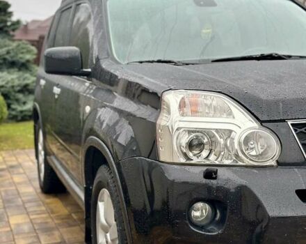 Черный Ниссан ИксТрейл, объемом двигателя 2 л и пробегом 264 тыс. км за 11250 $, фото 7 на Automoto.ua