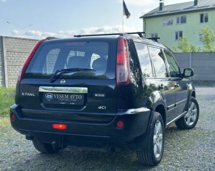 Черный Ниссан ИксТрейл, объемом двигателя 2.2 л и пробегом 208 тыс. км за 3799 $, фото 2 на Automoto.ua