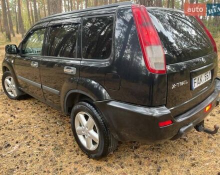 Чорний Ніссан ІксТрейл, об'ємом двигуна 2.2 л та пробігом 311 тис. км за 3500 $, фото 2 на Automoto.ua