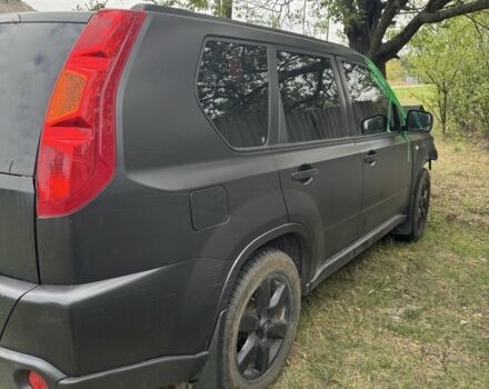 Черный Ниссан ИксТрейл, объемом двигателя 2 л и пробегом 250 тыс. км за 2000 $, фото 2 на Automoto.ua