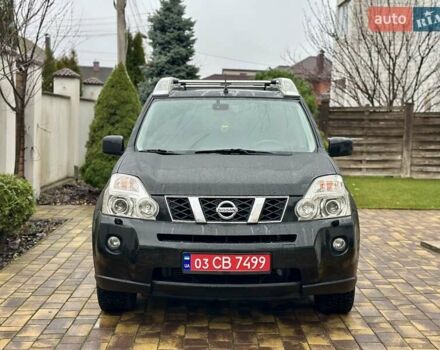 Черный Ниссан ИксТрейл, объемом двигателя 2 л и пробегом 264 тыс. км за 11250 $, фото 2 на Automoto.ua