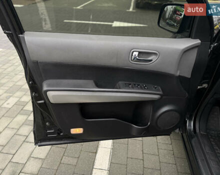 Черный Ниссан ИксТрейл, объемом двигателя 2.49 л и пробегом 197 тыс. км за 8888 $, фото 23 на Automoto.ua