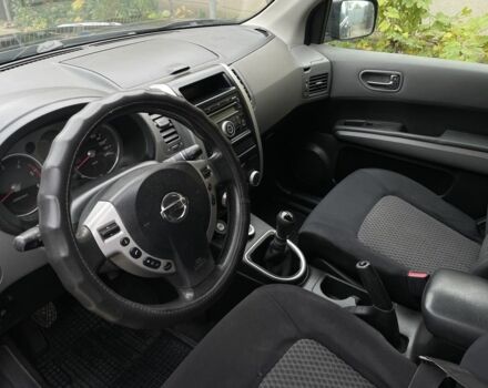 Черный Ниссан ИксТрейл, объемом двигателя 2 л и пробегом 326 тыс. км за 8500 $, фото 4 на Automoto.ua