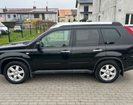 Черный Ниссан ИксТрейл, объемом двигателя 2 л и пробегом 295 тыс. км за 2700 $, фото 4 на Automoto.ua