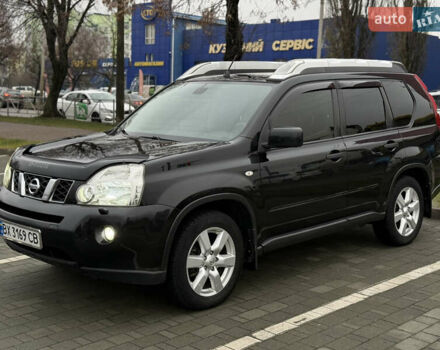Черный Ниссан ИксТрейл, объемом двигателя 2.49 л и пробегом 197 тыс. км за 8888 $, фото 14 на Automoto.ua