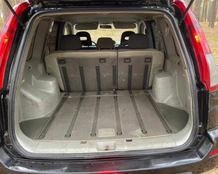 Чорний Ніссан ІксТрейл, об'ємом двигуна 2.2 л та пробігом 311 тис. км за 3500 $, фото 4 на Automoto.ua