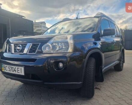 Чорний Ніссан ІксТрейл, об'ємом двигуна 2 л та пробігом 333 тис. км за 7450 $, фото 2 на Automoto.ua