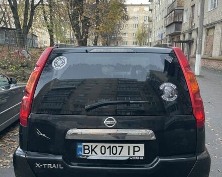 Чорний Ніссан ІксТрейл, об'ємом двигуна 2 л та пробігом 305 тис. км за 4299 $, фото 11 на Automoto.ua
