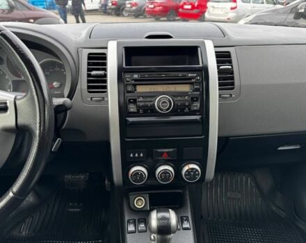 Чорний Ніссан ІксТрейл, об'ємом двигуна 2 л та пробігом 219 тис. км за 5800 $, фото 8 на Automoto.ua