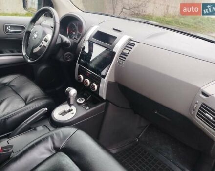 Черный Ниссан ИксТрейл, объемом двигателя 2.5 л и пробегом 197 тыс. км за 8500 $, фото 10 на Automoto.ua