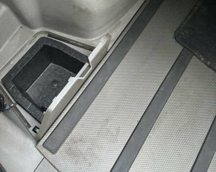 Чорний Ніссан ІксТрейл, об'ємом двигуна 2.49 л та пробігом 256 тис. км за 7000 $, фото 21 на Automoto.ua