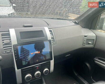 Черный Ниссан ИксТрейл, объемом двигателя 2 л и пробегом 175 тыс. км за 11500 $, фото 11 на Automoto.ua