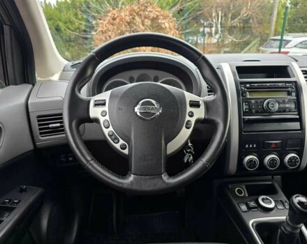 Черный Ниссан ИксТрейл, объемом двигателя 2 л и пробегом 187 тыс. км за 8999 $, фото 21 на Automoto.ua