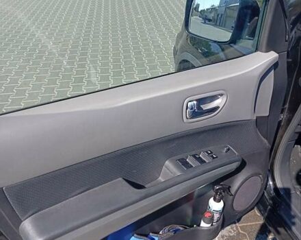 Черный Ниссан ИксТрейл, объемом двигателя 2 л и пробегом 192 тыс. км за 9500 $, фото 13 на Automoto.ua