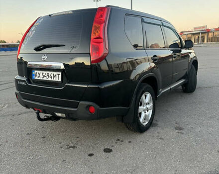 Черный Ниссан ИксТрейл, объемом двигателя 2 л и пробегом 305 тыс. км за 10700 $, фото 5 на Automoto.ua